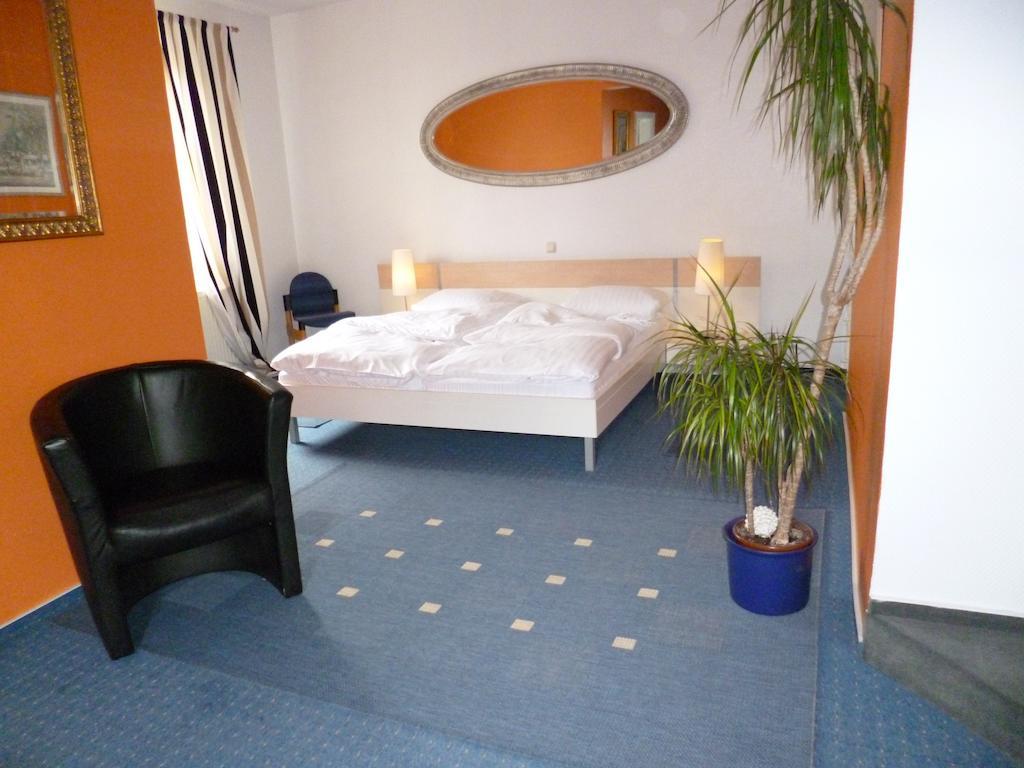 Hotel Restaurant Marbella Minden  Habitación foto